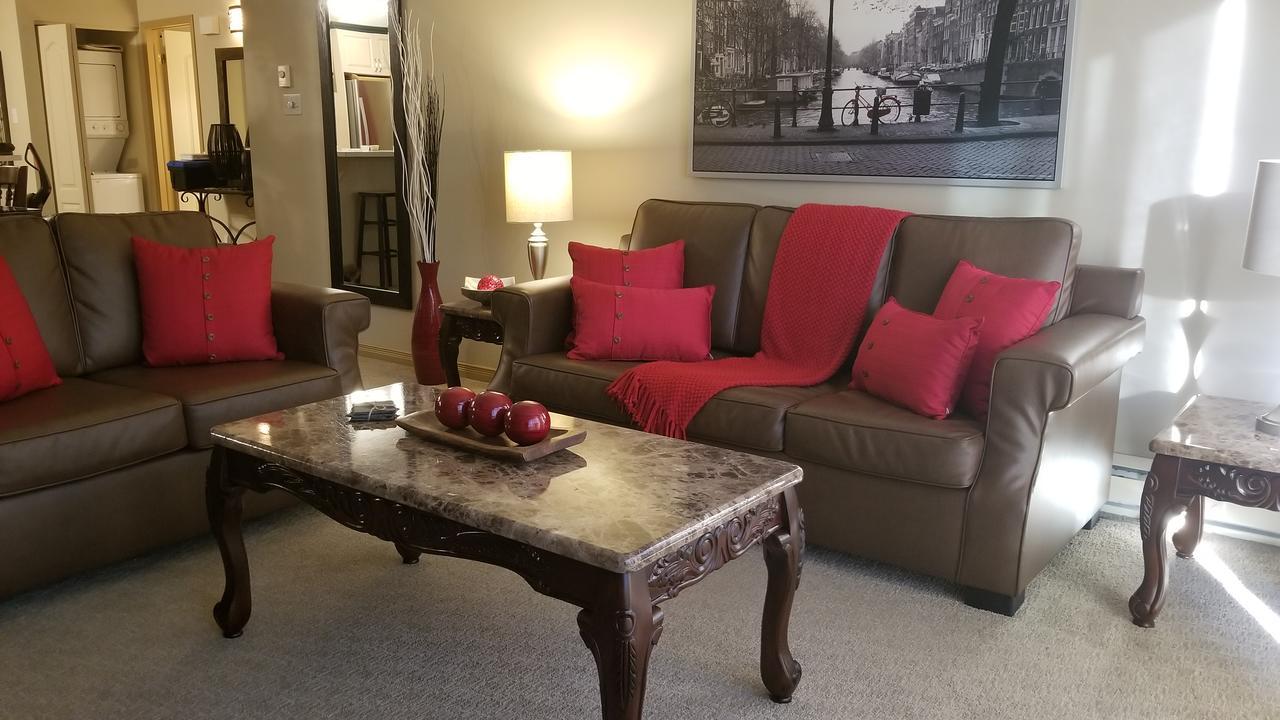 2 Bedroom Condo in Pedestrian Village by Amazing Property Rentals Mont-Tremblant Esterno foto