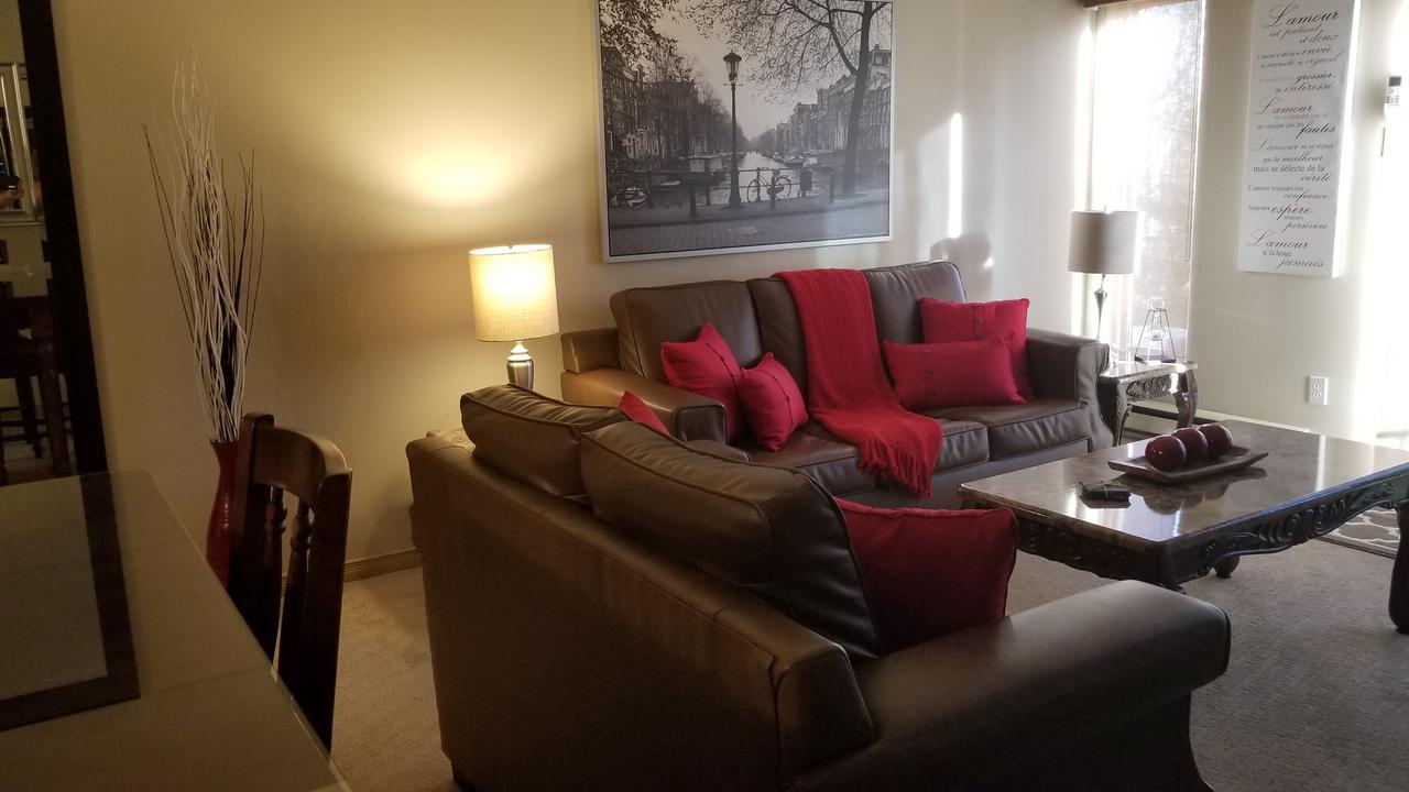 2 Bedroom Condo in Pedestrian Village by Amazing Property Rentals Mont-Tremblant Esterno foto